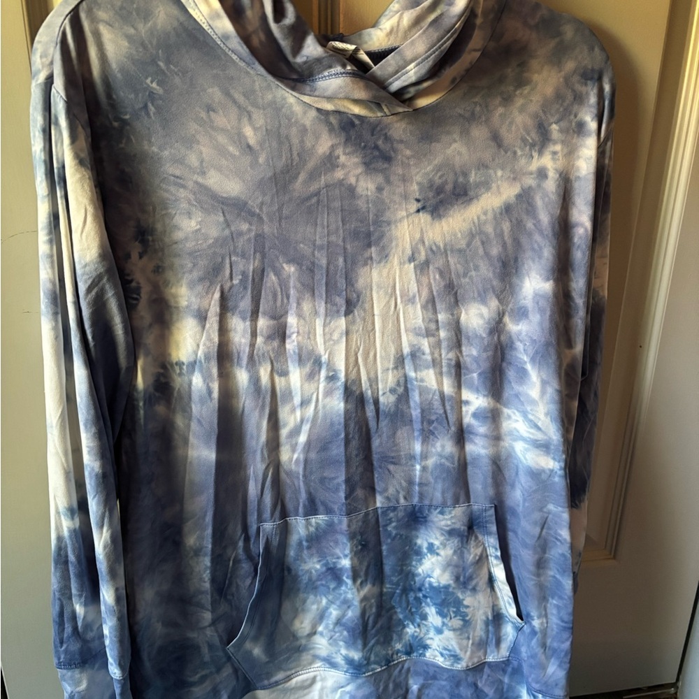 RBX Women's Cloudy Blue Hoodie